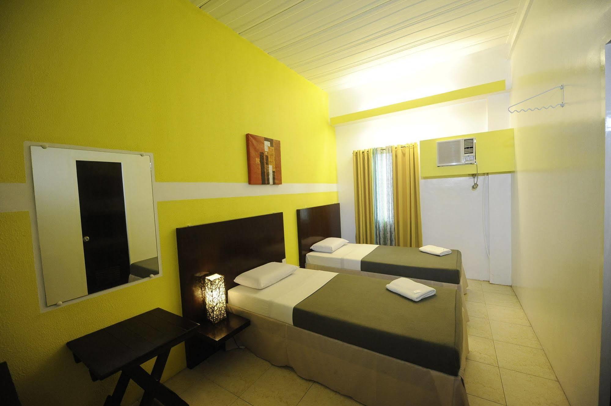 First Pacific Inn Davao City Esterno foto