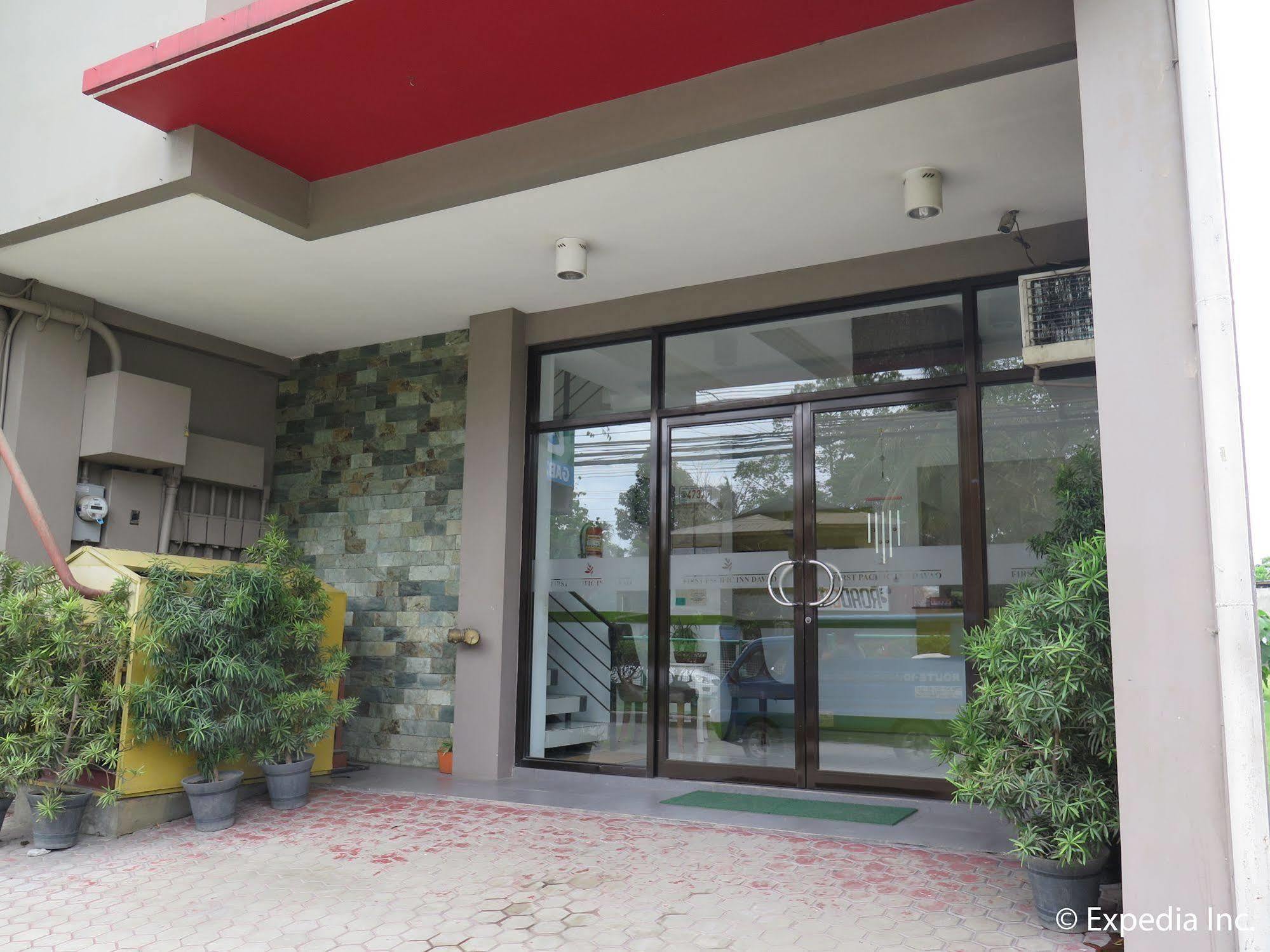 First Pacific Inn Davao City Esterno foto